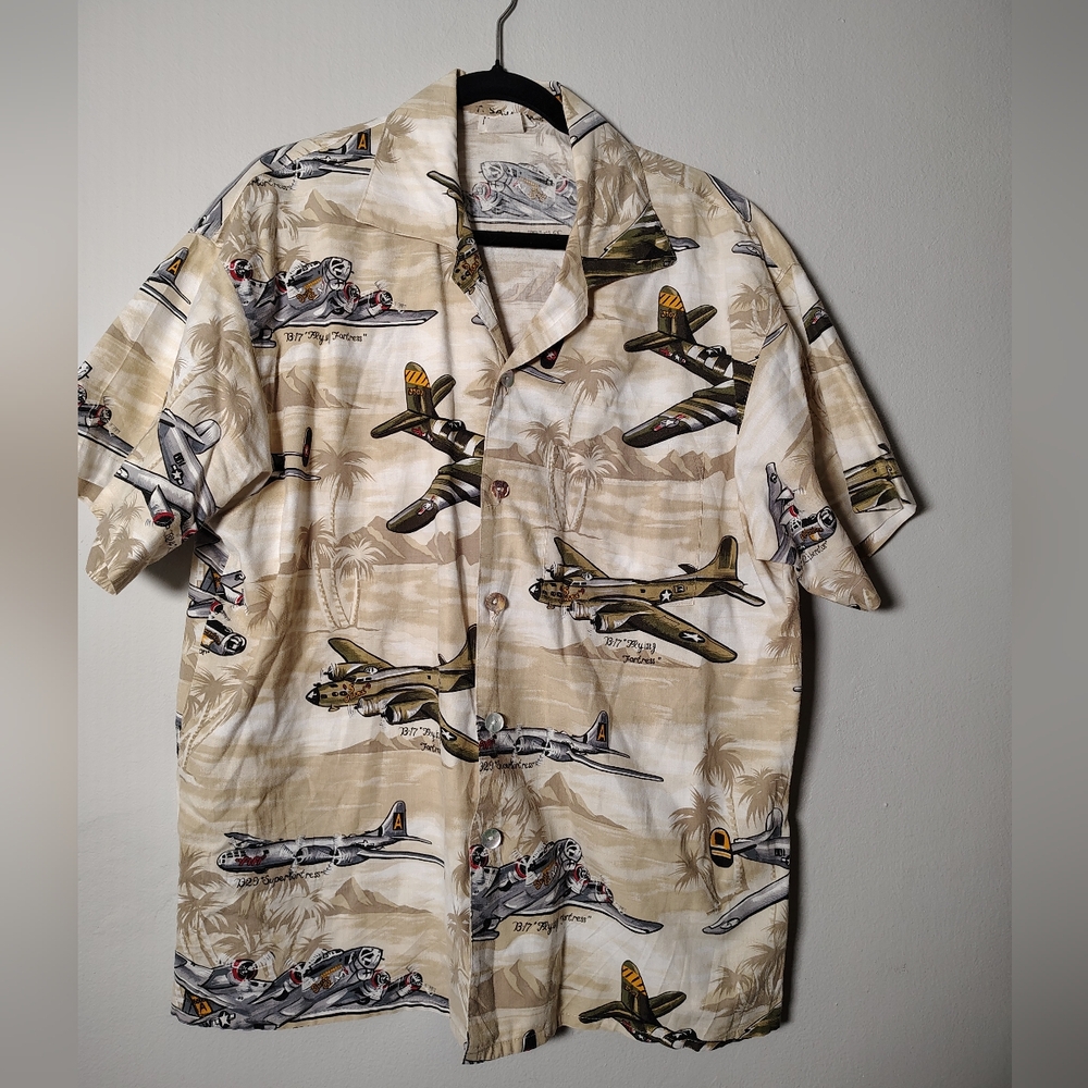 Vintage WWII Airplane Print Men's Shirt Hawaiian Shirt Style Size Medium